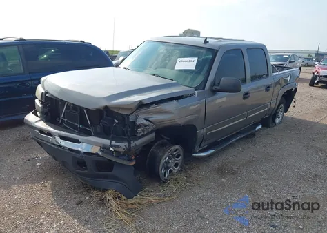 2006 Chevrolet Silverado K1500 from USA, damaged, VIN 2GCEK13T261210138